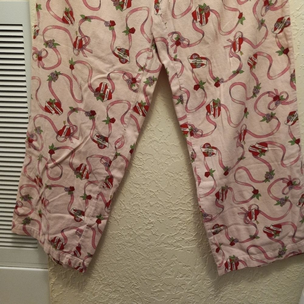 Victoria Secret Lounge/Pajama Set - Picture 10 of 13